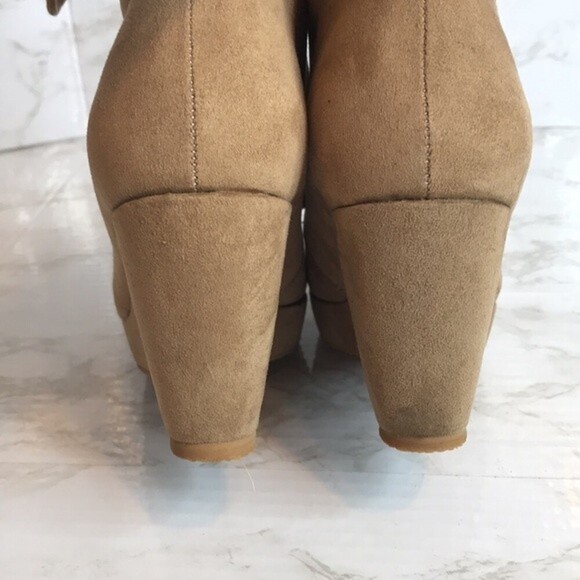 Justfab beige platform wedge ankle boots size 9 - Picture 8 of 12